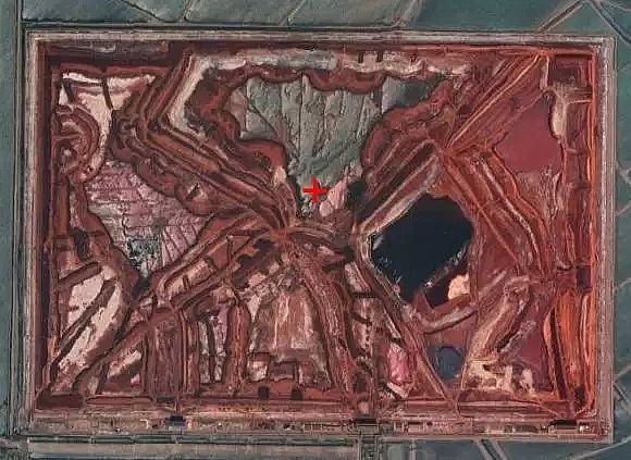 活性氧化鋁球生產(chǎn)廠家備受關(guān)注的朝陽(yáng)百億規(guī)模氧化鋁項(xiàng)目,當(dāng)環(huán)保和經(jīng)濟(jì)站到了對(duì)立面