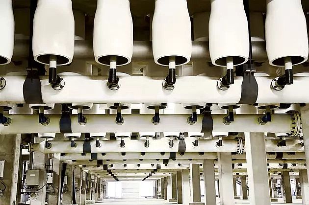 �������̿�S����ɫ�е�ˮ���g�����@ô���������{˹�_�����в��ǿ��ܣ�������������?