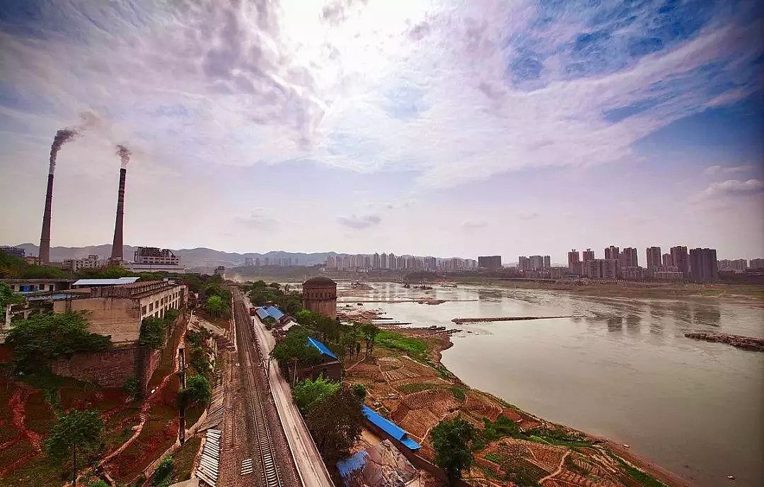 纖維球濾料生產廠家沿江化工園區應設有統一的建設和排放標準