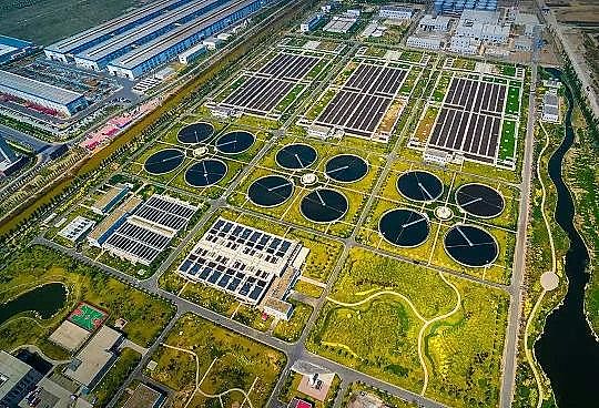 ��Ҏ(gu��)����������������MBBR���a(ch��n)�S�ҹ��I(y��)�Uˮռ�ȸߣ���ˮ̎��S��Ό�(sh��)�F(xi��n)�ͳɱ��ߘ�(bi��o)��(zh��n)��(w��n)���_(d��)��(bi��o)