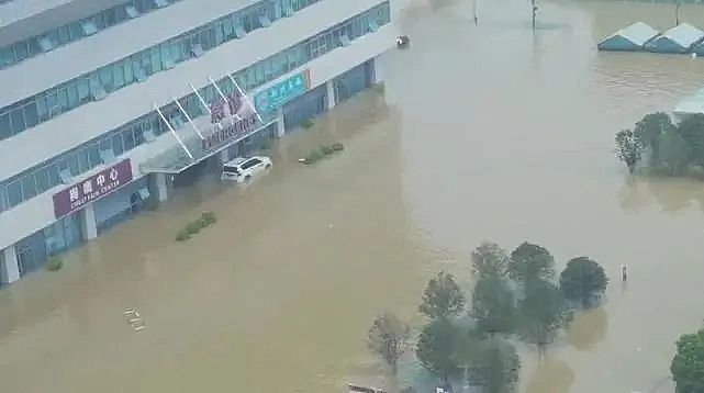 上等柱狀活性炭生產廠家為什么有些城市區域一下雨就洪澇?是因為排污系統沒弄好嗎?